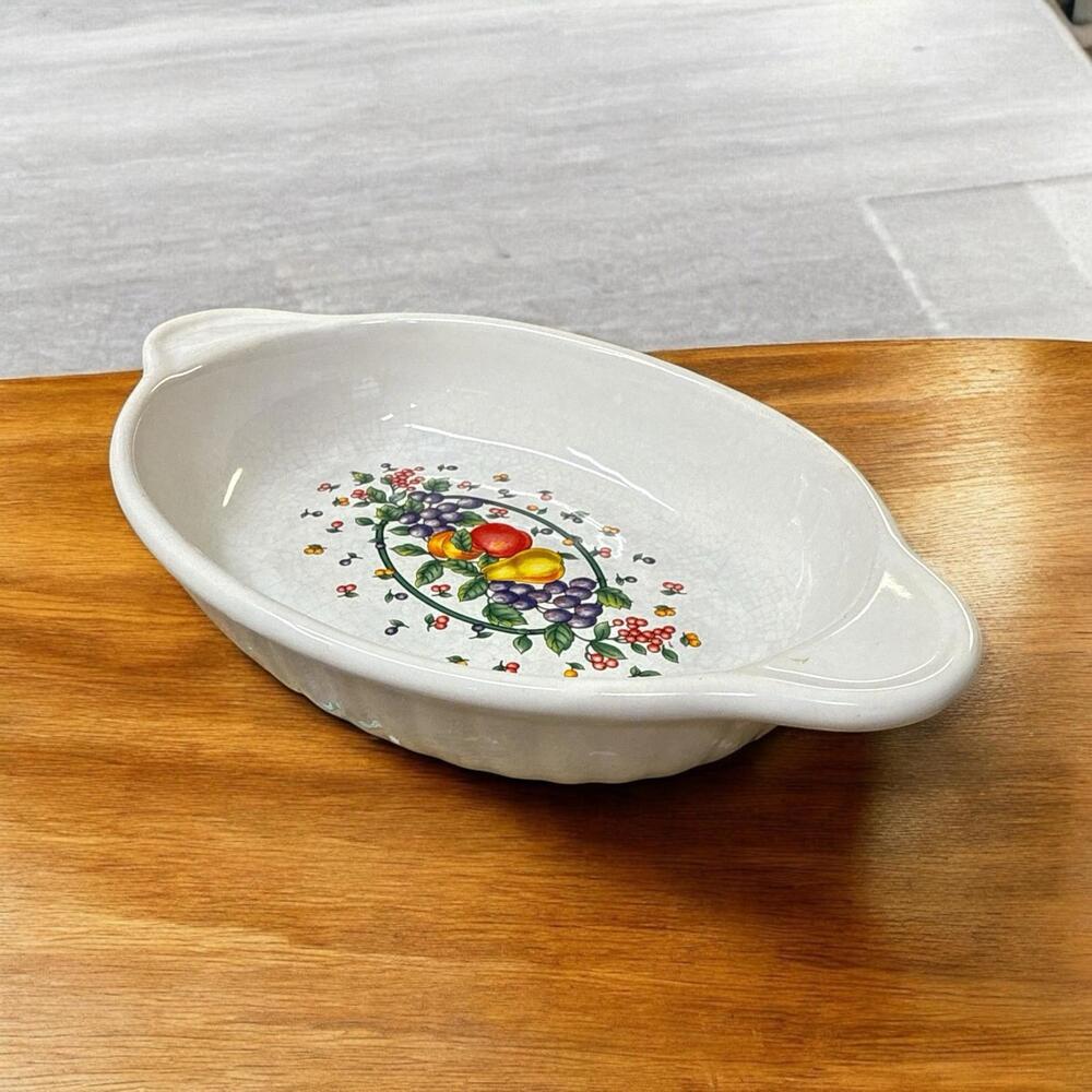 Mount Clemens fruit pattern baking dish Au Gratin 9.5 in
